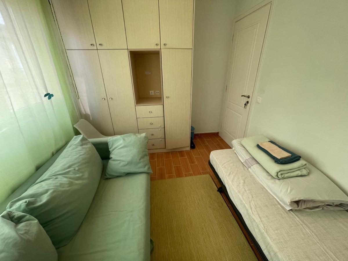 Room Near Athens Airport & Pallini Metro & Bus Station ภายนอก รูปภาพ